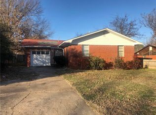 1320 Hillcrest, Maysville, OK 73057