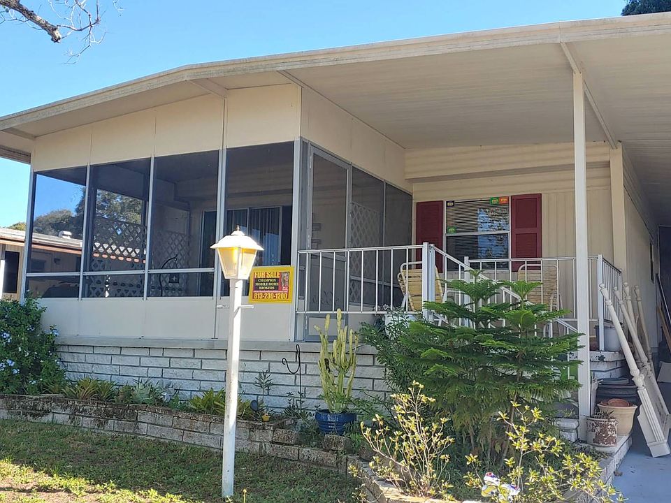 2nd image of 409 Summerhill Dr