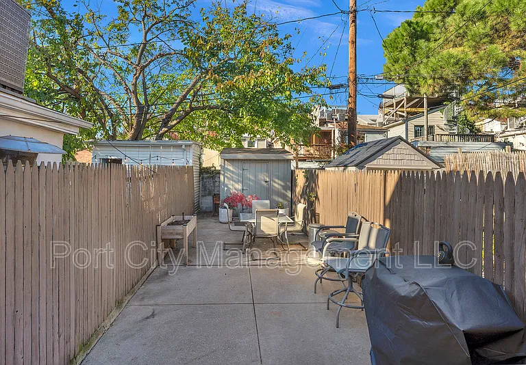232 S Castle St — Photo 23