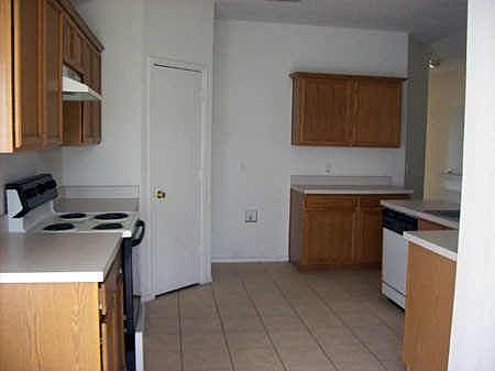 2nd image of 104 Walnut Dr
