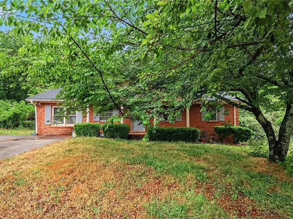 1372 Peggy Ln NW, Conyers, GA 30012