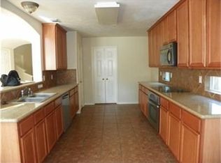 98 N Rambling Ridge Pl, Conroe, TX 77385