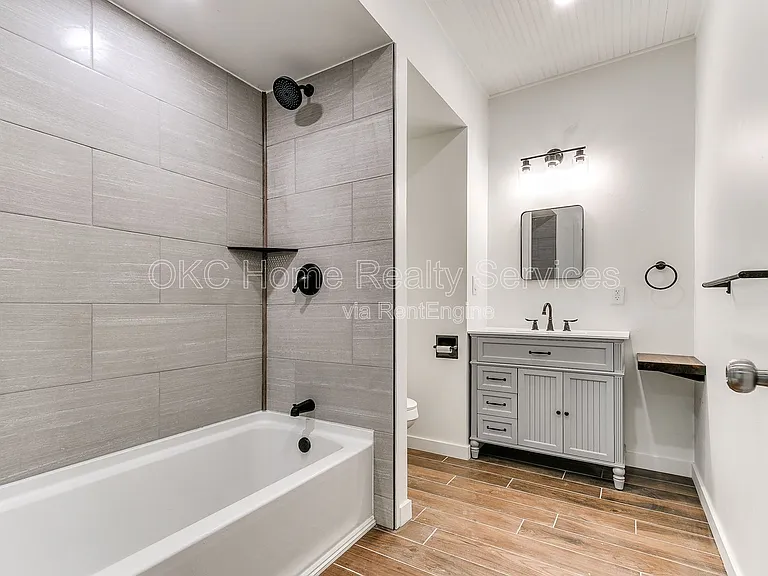 1812 W Noble Ave — Photo 92