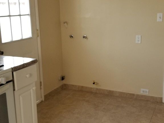 5th image of 11430 Freer Ave