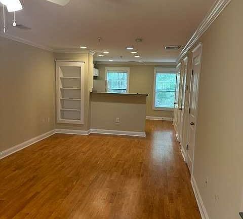 4th image of 1035 Barnett Shoals Rd APT 424
