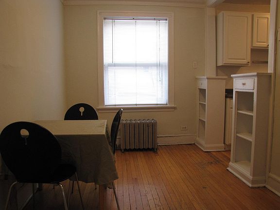 5th image of 3425 W Drummond Pl APT 1A