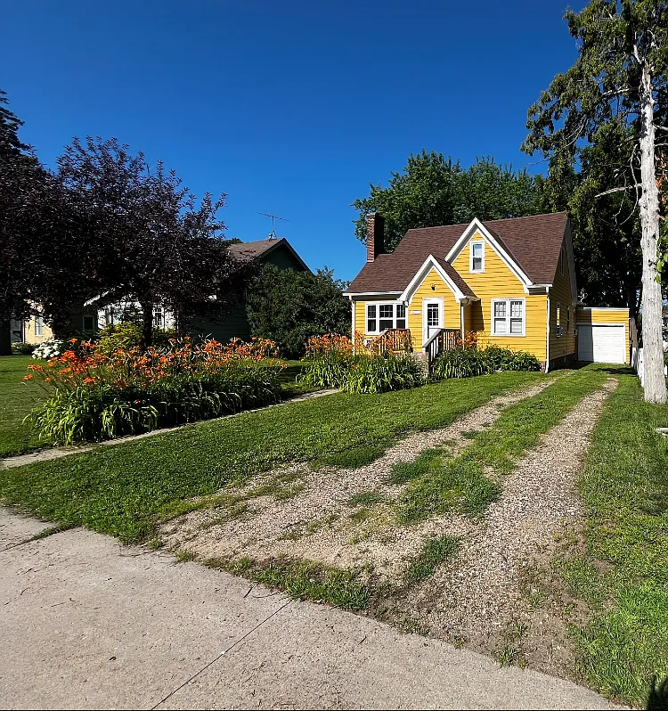 401 Central Ave, Buffalo - 1 — Photo 2
