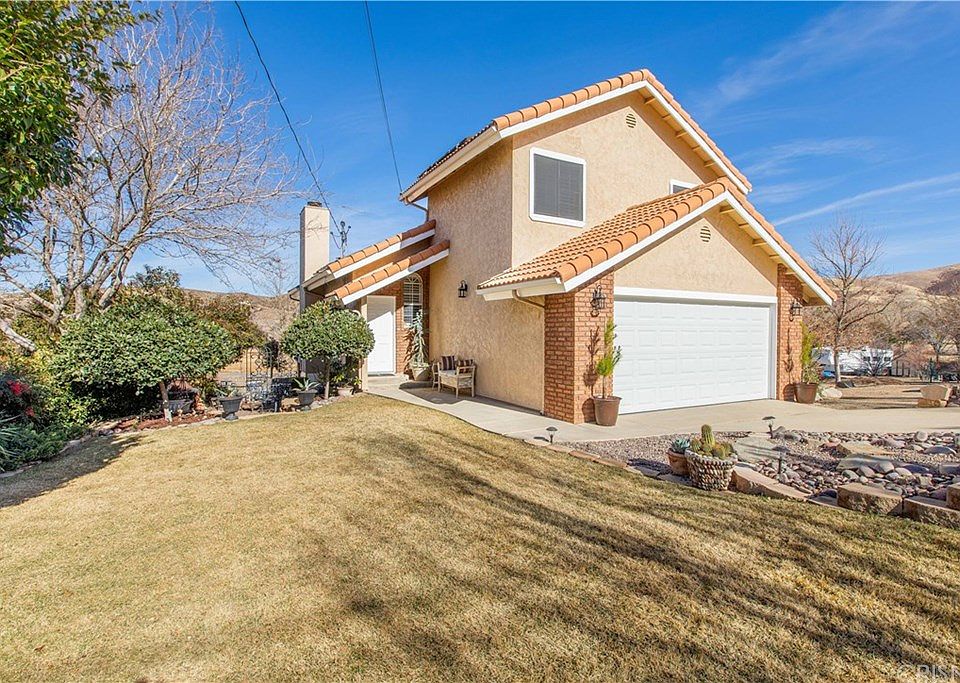 1st image of 14549 Sandrock Dr