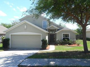 2231 Merry Rd, Tavares, FL 32778