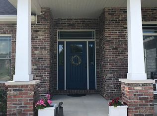 4371 Creek Dr, Springfield, IL 62711