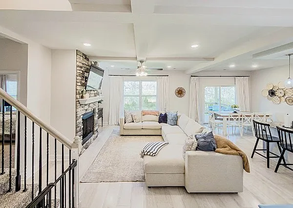 1461 Citadel Dr — Photo 4
