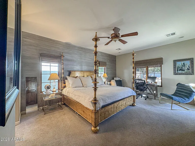 325 W Campbell Ave — Photo 22