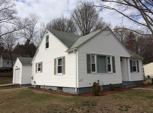 18 Serrel Sweet Rd, Johnston, RI 02919