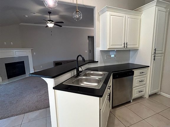 4th image of 20941 E 40th Pl S