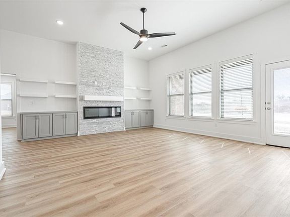 4th image of 6703 SW Basswood Ave