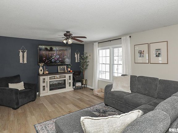 4th image of 630 2nd Street Pl