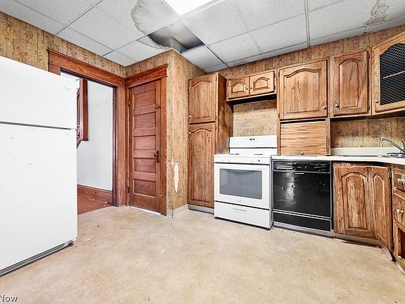3rd image of 621 S Haines Ave