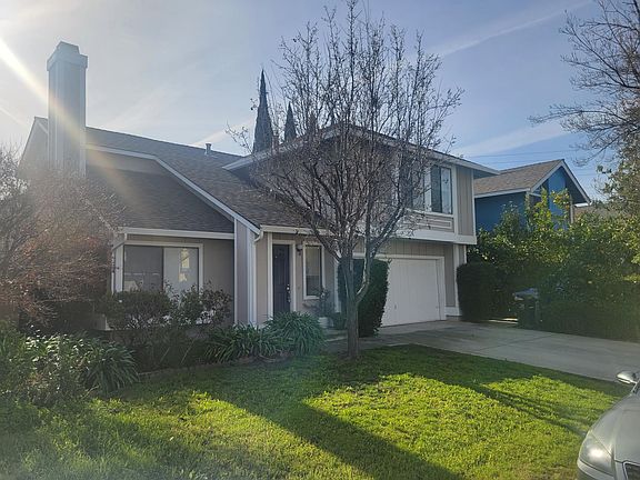 2nd image of 2224 Emerald Hills Cir
