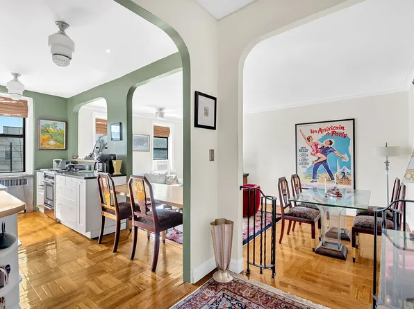 115 Payson Ave APT 5C, Manhattan, NY 10034