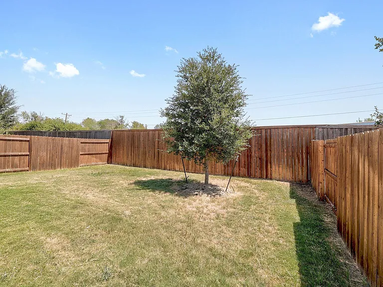 6111 Dumfries Ln — Photo 27