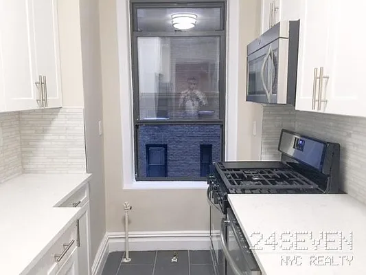 Rented by 24 7 NYC Realty Inc. | media 43