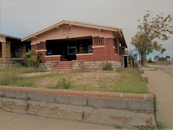 3rd image of 3835 Trowbridge Dr