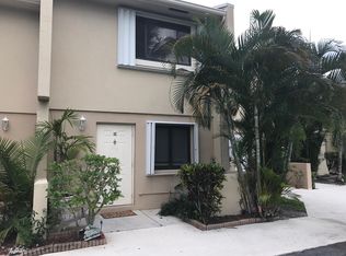 139 Sparrow Dr APT 3E, Royal Palm Beach, FL 33411