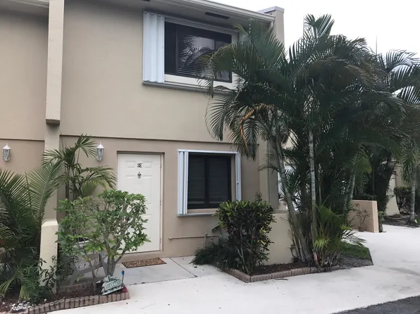 139 Sparrow Dr APT 3E, Royal Palm Beach, FL 33411