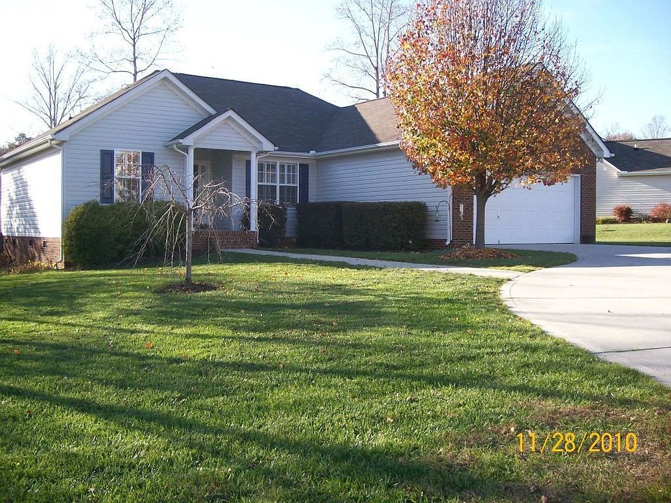 1st image of 454 Doves Crest Ct