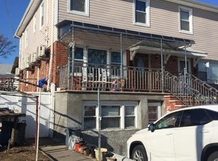 4234 190th St, Flushing, NY 11358