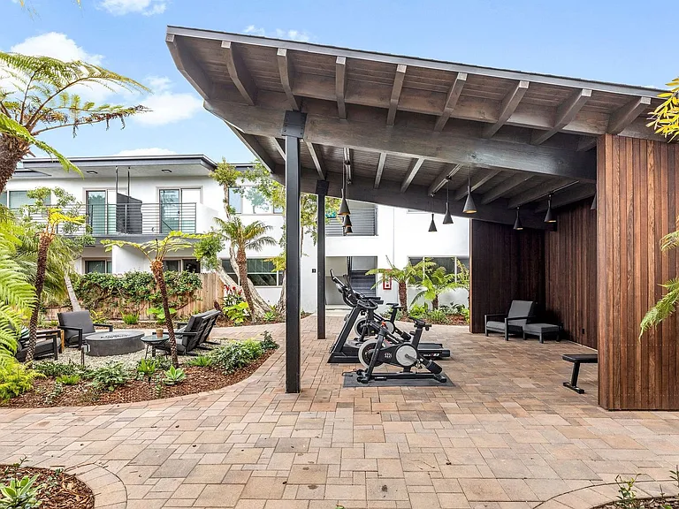 3450 Emerald (312 Calle Miramar LLC) — Photo 26