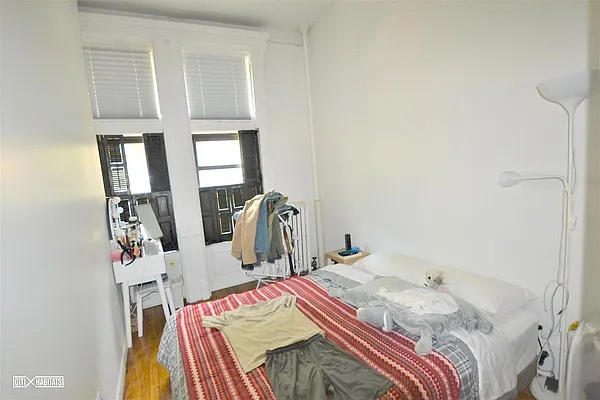 Rented by Corcoran | media 10