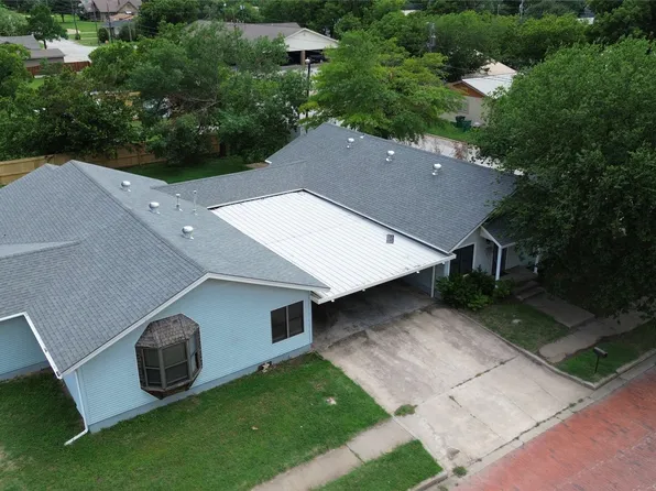206 W Plummer St, Eastland, TX 76448