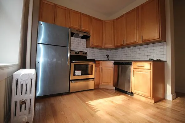 Rented by Rudd Group LTD | media 18