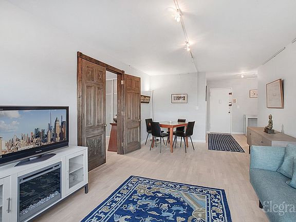 2nd image of 579 W 215th St APT 8E