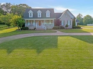 109 Caney Creek Dr, Rainsville, AL 35986