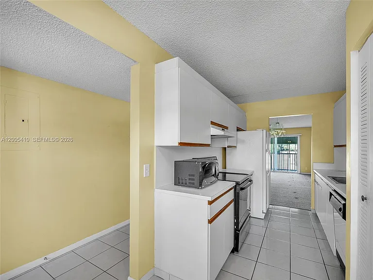 12701 SW 13th St #202F — Photo 10