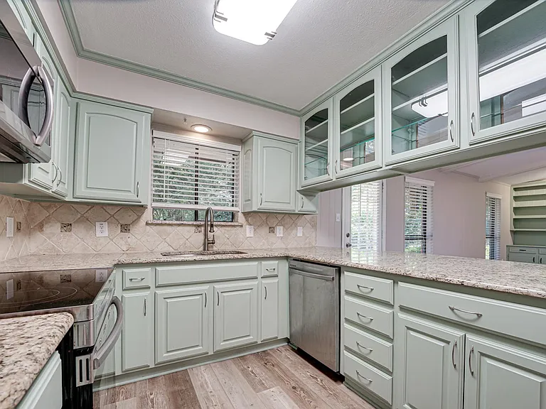 605 Scenic Dr — Photo 27