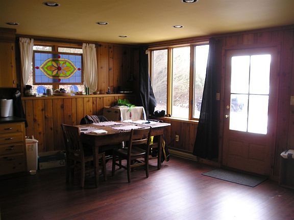 4th image of 2043 Lake Shore Dr