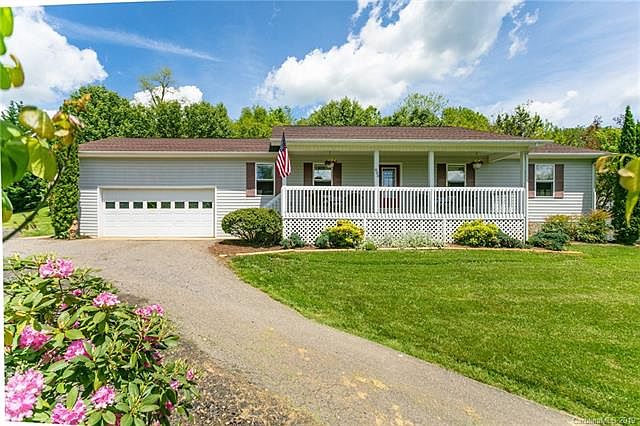 1st image of 800 Country Dr