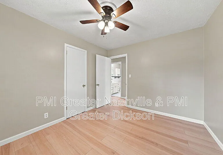 366 N Powers Blvd — Photo 8