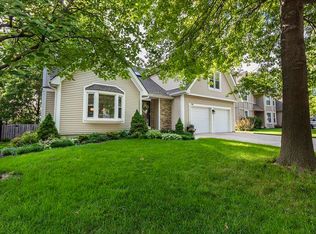 14316 S Blackfoot Dr, Olathe, KS 66062