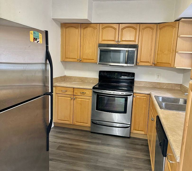 1st image of 2380 Diana Dr APT 7