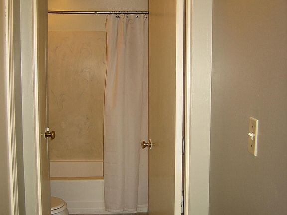 5th image of 1509 NW 75th St #1509