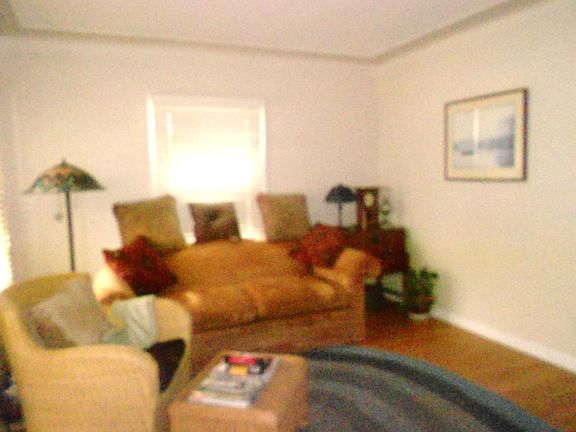 2nd image of 1419 E 5th St