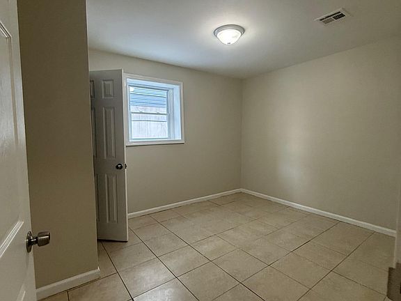 2nd image of 747-749 S 12th St #1A
