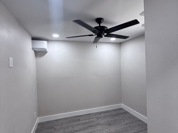 2nd image of 1002 Chamberlain St #B
