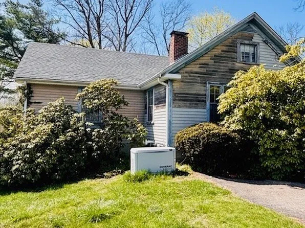 261 Beechwood St, Cohasset, MA 02025