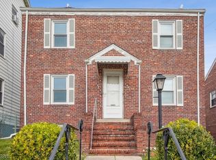 76 McKay Ave, East Orange, NJ 07018