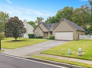 820 Riverside Walk Xing, Buford, GA 30518